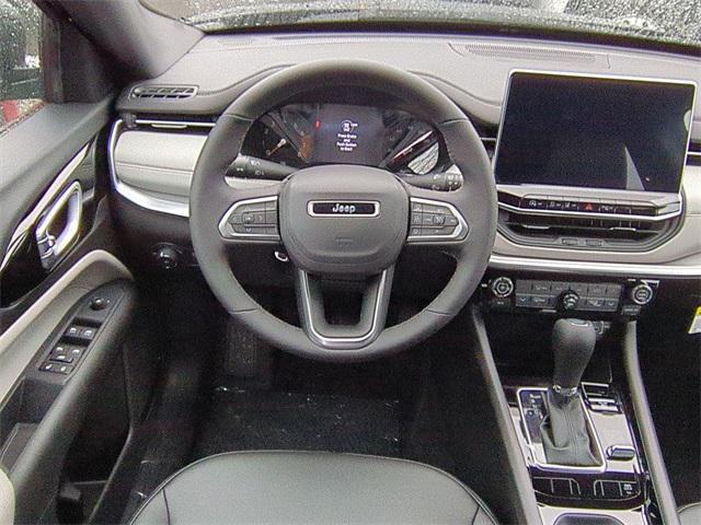 new 2025 Jeep Compass car, priced at $28,810