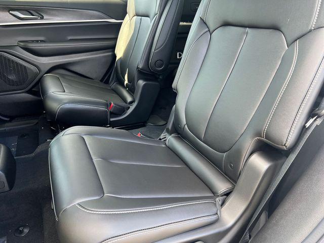 new 2025 Jeep Grand Cherokee L car, priced at $45,754