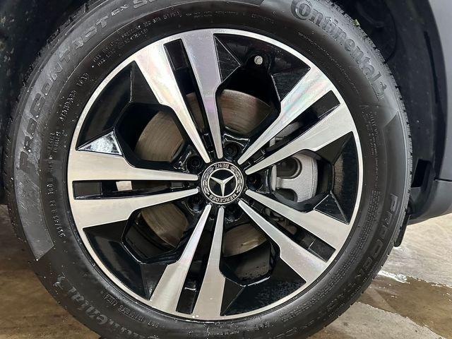 used 2025 Mercedes-Benz GLB 250 car, priced at $38,900