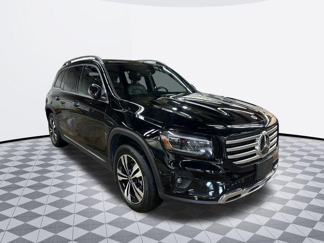 used 2025 Mercedes-Benz GLB 250 car, priced at $38,900