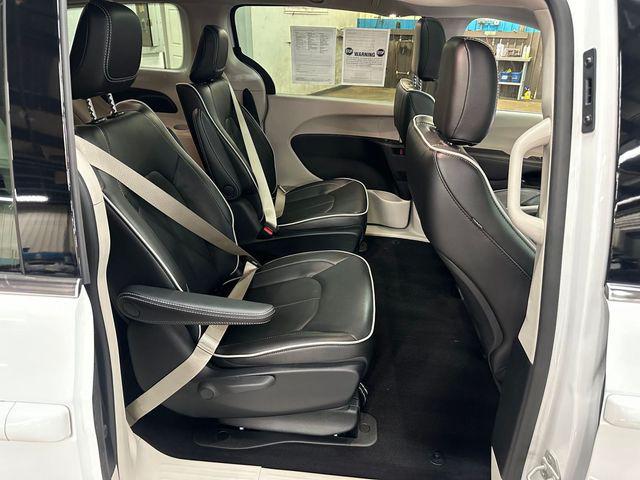 used 2023 Chrysler Pacifica Hybrid car, priced at $29,580