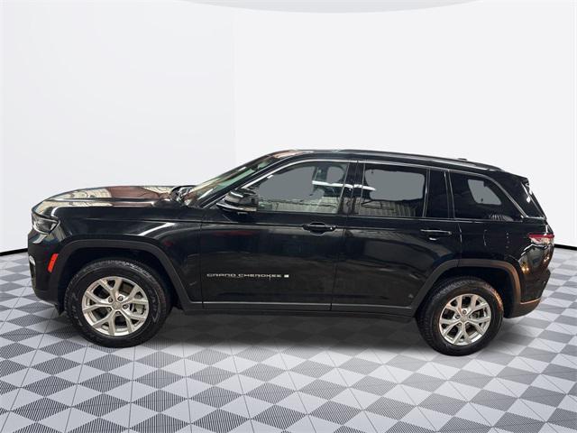 used 2023 Jeep Grand Cherokee car, priced at $32,388