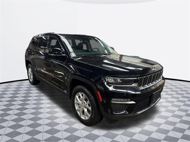 used 2023 Jeep Grand Cherokee car, priced at $32,388