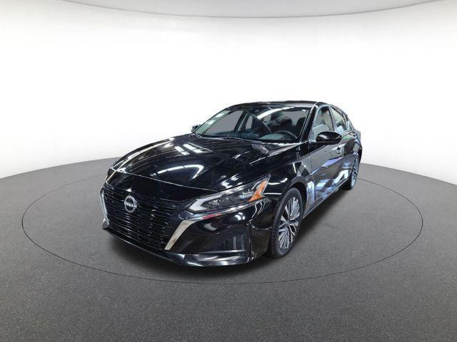 used 2023 Nissan Altima car, priced at $19,000