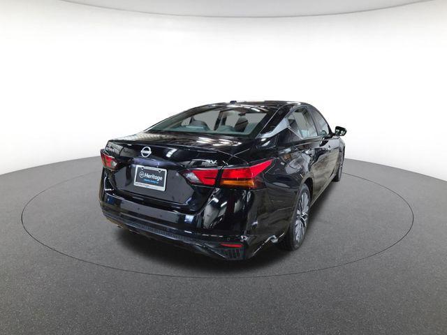 used 2023 Nissan Altima car, priced at $19,000