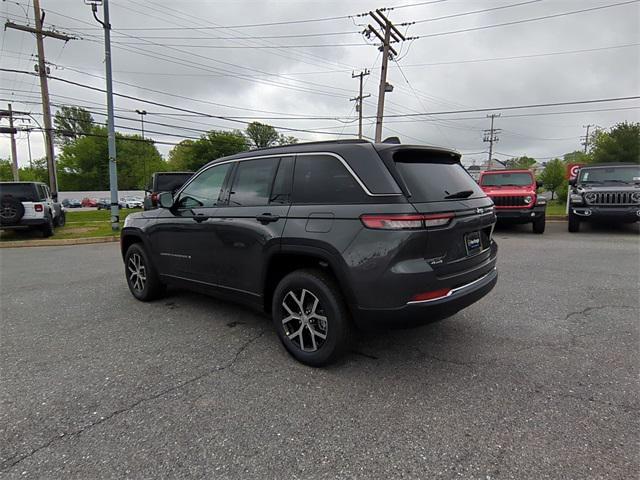 new 2025 Jeep Grand Cherokee car, priced at $47,005