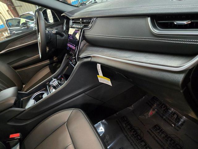 used 2025 Jeep Grand Cherokee car, priced at $43,000