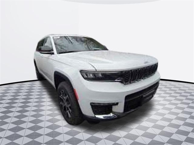 new 2025 Jeep Grand Cherokee car, priced at $49,102