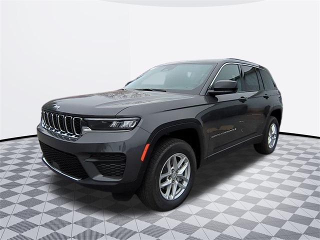 new 2025 Jeep Grand Cherokee car, priced at $38,883