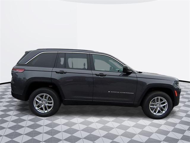 new 2025 Jeep Grand Cherokee car, priced at $38,883
