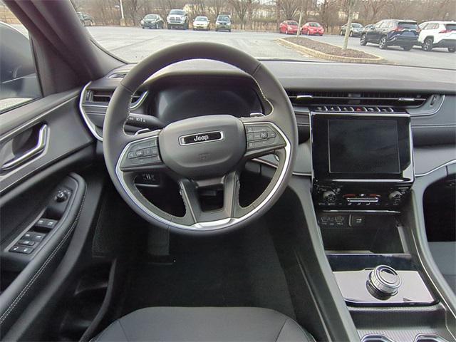 new 2024 Jeep Grand Cherokee L car, priced at $40,880