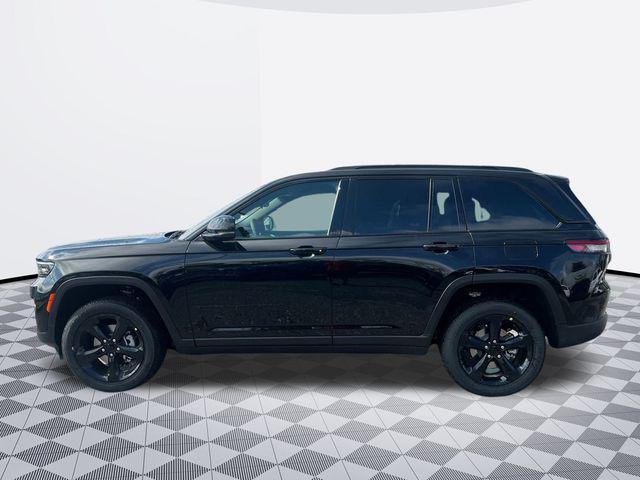 new 2025 Jeep Grand Cherokee car, priced at $41,816