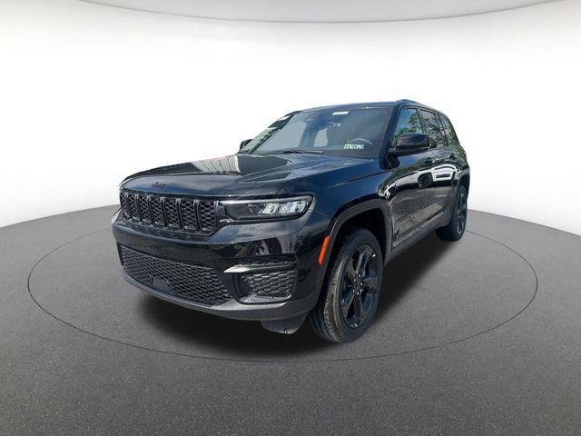 new 2025 Jeep Grand Cherokee car, priced at $39,566