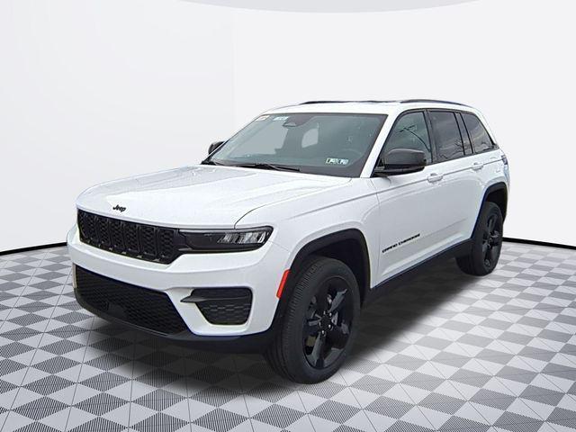 new 2025 Jeep Grand Cherokee car, priced at $41,730