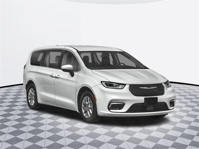 new 2024 Chrysler Pacifica car, priced at $43,644