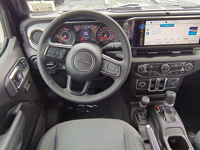 new 2025 Jeep Gladiator car, priced at $43,842