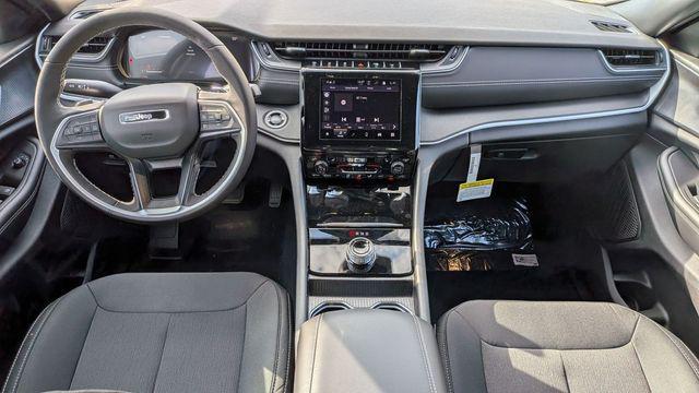 new 2025 Jeep Grand Cherokee car, priced at $36,231