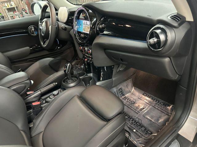 used 2023 MINI Hardtop car, priced at $26,288