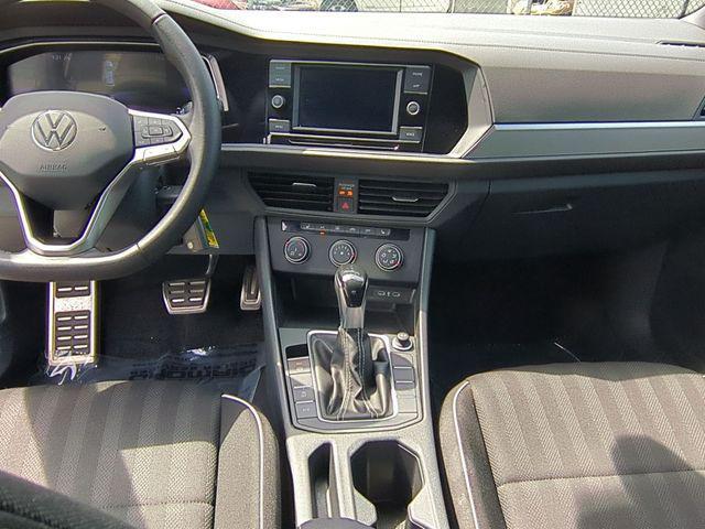 used 2024 Volkswagen Jetta car, priced at $20,852