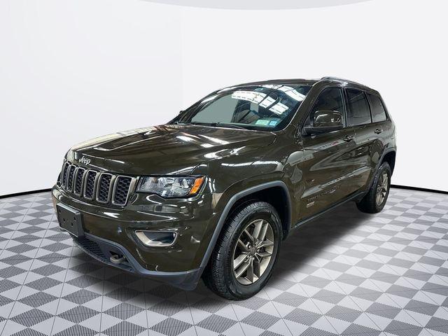 used 2016 Jeep Grand Cherokee car, priced at $13,744