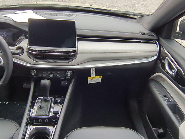 new 2025 Jeep Compass car, priced at $30,310