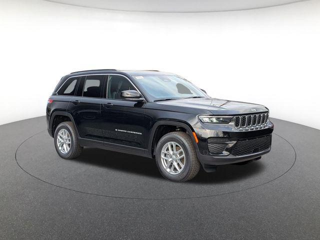 new 2025 Jeep Grand Cherokee car, priced at $36,990