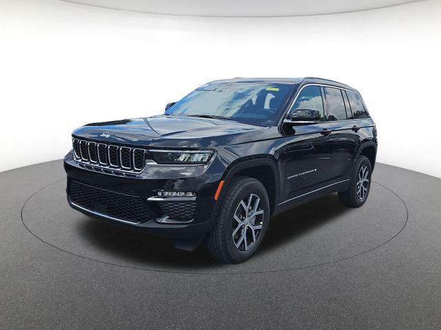 new 2025 Jeep Grand Cherokee car, priced at $40,455