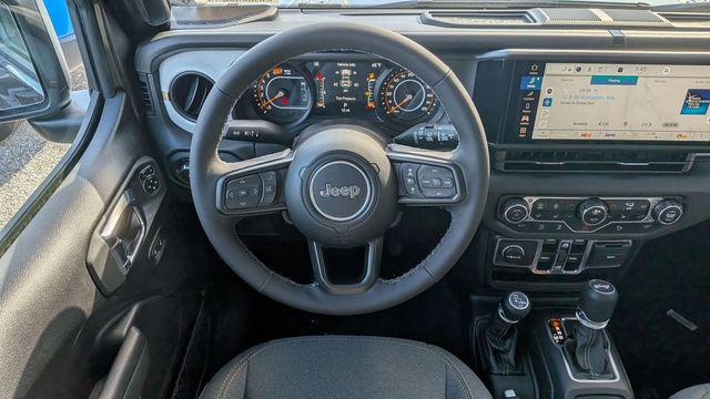 new 2025 Jeep Wrangler car, priced at $46,345