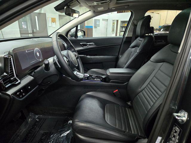 used 2025 Kia Sportage Hybrid car, priced at $34,500