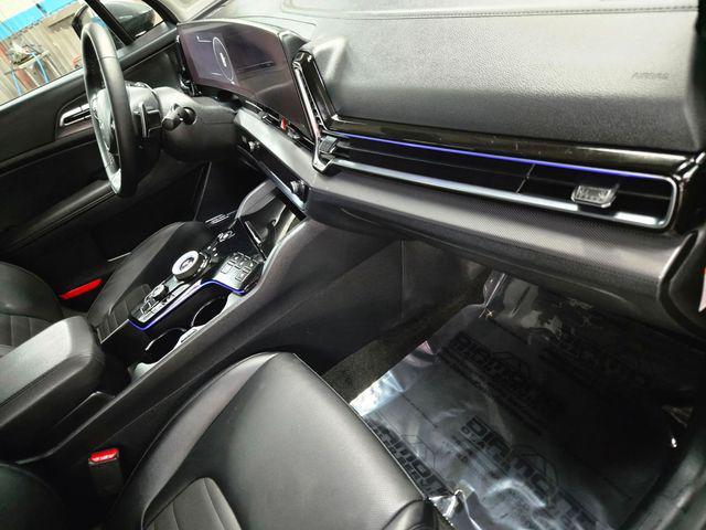 used 2025 Kia Sportage Hybrid car, priced at $34,500