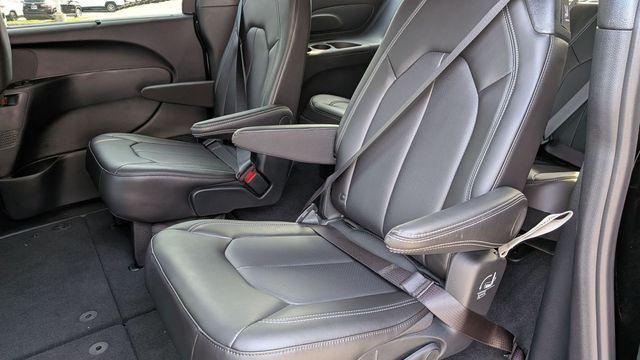 new 2026 Chrysler Pacifica car, priced at $41,627