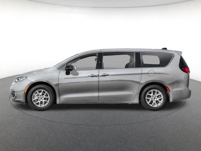 new 2026 Chrysler Pacifica car, priced at $43,377