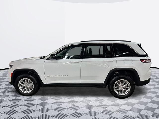 used 2025 Jeep Grand Cherokee car, priced at $37,000