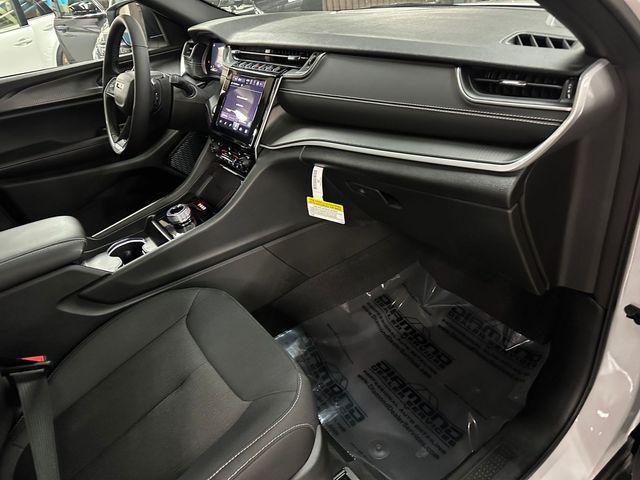 used 2025 Jeep Grand Cherokee car, priced at $37,000