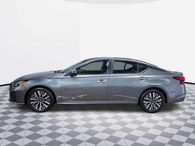 used 2024 Nissan Altima car, priced at $19,288
