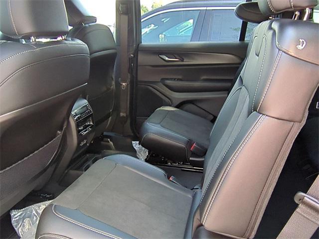 new 2025 Jeep Grand Cherokee L car, priced at $42,049