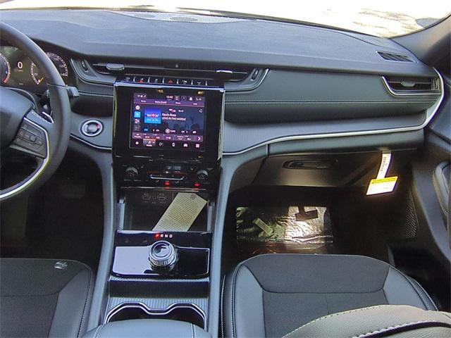 new 2025 Jeep Grand Cherokee L car, priced at $42,049
