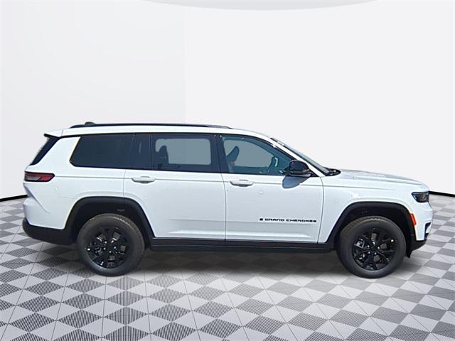 new 2025 Jeep Grand Cherokee L car, priced at $42,049