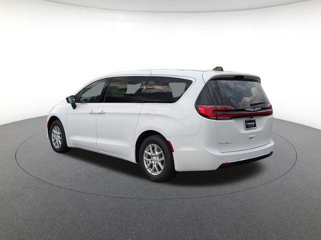 new 2026 Chrysler Pacifica car, priced at $39,919