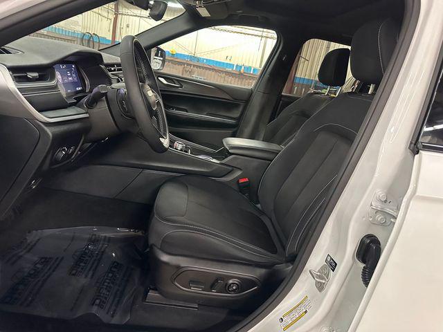 used 2024 Jeep Grand Cherokee car, priced at $31,500