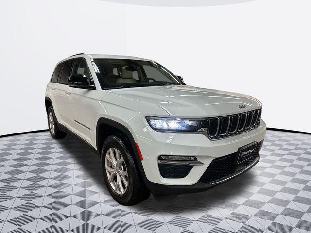 used 2022 Jeep Grand Cherokee car, priced at $32,000