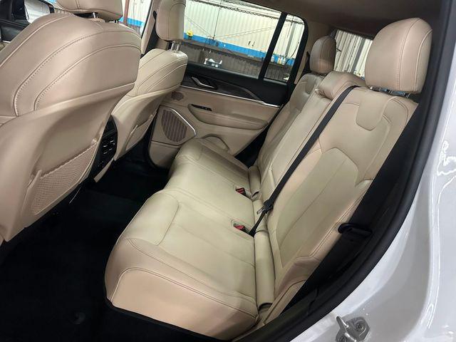 used 2022 Jeep Grand Cherokee car, priced at $32,000