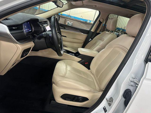 used 2022 Jeep Grand Cherokee car, priced at $32,000