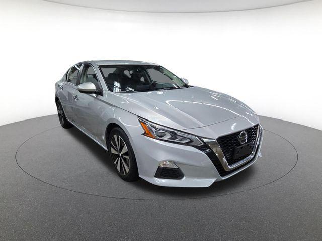 used 2022 Nissan Altima car, priced at $17,400