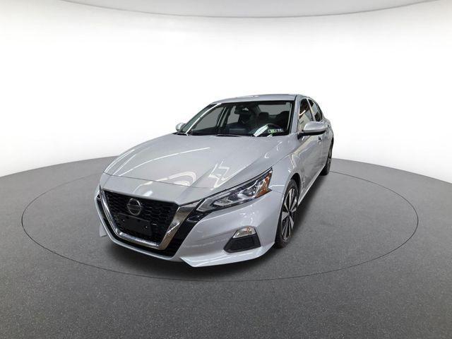 used 2022 Nissan Altima car, priced at $17,400