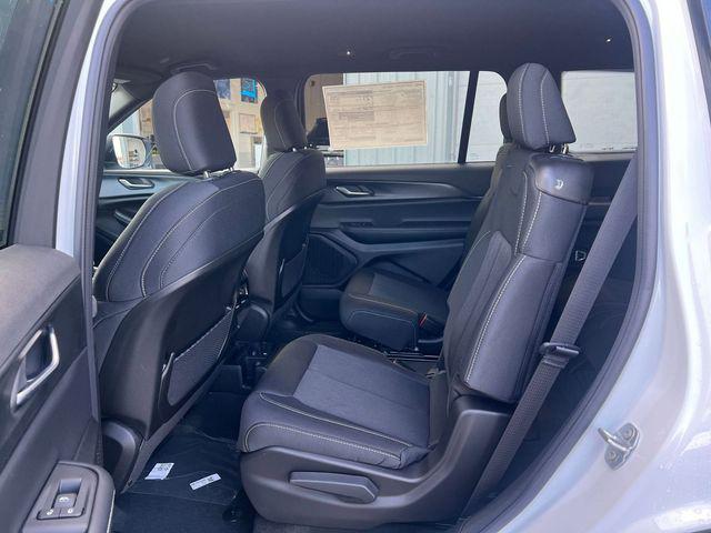 new 2025 Jeep Grand Cherokee L car, priced at $39,313