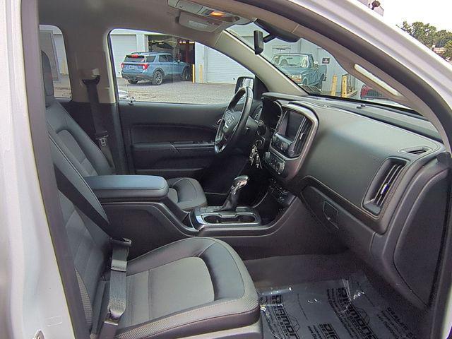 used 2022 GMC Canyon car, priced at $32,000