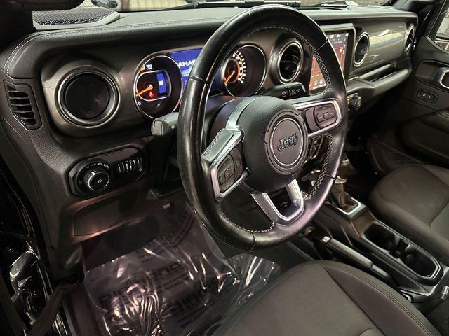 used 2022 Jeep Wrangler Unlimited car, priced at $33,000