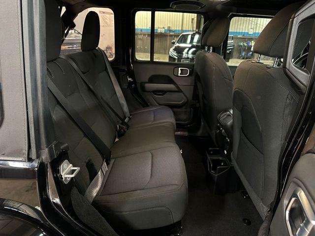 used 2022 Jeep Wrangler Unlimited car, priced at $33,000