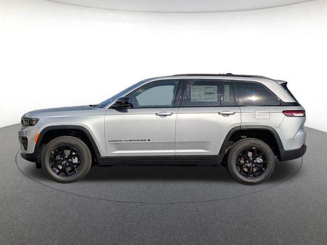 new 2025 Jeep Grand Cherokee car, priced at $37,158